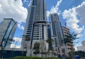 Foto 1 de Apartamento com 4 Quartos à venda, 227m² em Vila Sao Francisco (Zona Sul), São Paulo