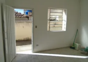 Foto 1 de Casa com 2 Quartos para alugar, 40m² em Centro, Piracicaba