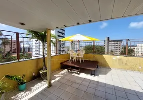 Foto 1 de Apartamento com 3 Quartos à venda, 190m² em Candelária, Natal