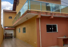 Foto 1 de Casa com 4 Quartos à venda, 236m² em Vila Adelina, Suzano
