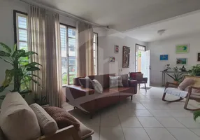 Foto 1 de Casa com 5 Quartos à venda, 330m² em Salgado Filho, Aracaju