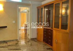 Foto 1 de Apartamento com 3 Quartos à venda, 208m² em Fundinho, Uberlândia