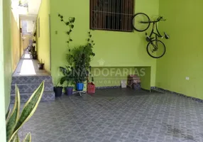 Foto 1 de Casa com 2 Quartos à venda, 100m² em Jardim Guanhembu, São Paulo
