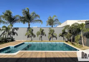 Foto 1 de Casa de Condomínio com 3 Quartos à venda, 205m² em Loteamento Recanto do Lago, São José do Rio Preto