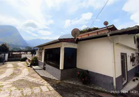 Foto 1 de Casa com 3 Quartos à venda, 300m² em Retiro, Petrópolis