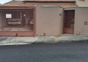 Foto 1 de Casa com 2 Quartos à venda, 200m² em Conjunto Habitacional Cristo Rei, São José do Rio Preto