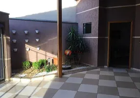 Foto 1 de Casa com 3 Quartos à venda, 150m² em Parque Novo Mundo, Americana