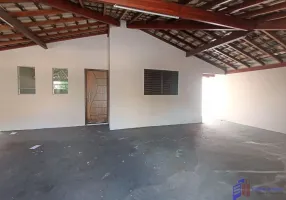 Foto 1 de Casa com 2 Quartos à venda, 200m² em Residencial Quinta das Aroeiras, Olímpia