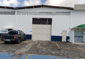 Foto 1 de Galpão/Depósito/Armazém com 3 Quartos para alugar, 233m² em Pitangueiras, Lauro de Freitas