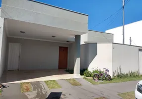 Foto 1 de Casa de Condomínio com 3 Quartos à venda, 171m² em Coophema, Cuiabá