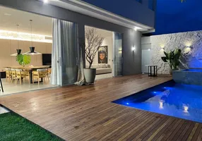 Foto 1 de Casa de Condomínio com 4 Quartos à venda, 236m² em Residencial Goiânia Golfe Clube, Goiânia