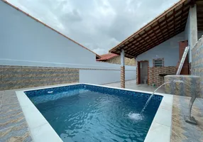 Foto 1 de Casa com 2 Quartos à venda, 80m² em Jardim Marina, Mongaguá