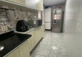 Foto 1 de Sobrado com 3 Quartos à venda, 200m² em Jardim Anchieta, Mauá