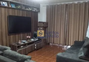 Foto 1 de Sobrado com 4 Quartos à venda, 300m² em Jardim Santo Andre, Santo André