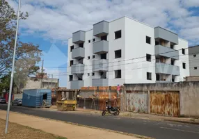 Foto 1 de Apartamento com 3 Quartos à venda, 80m² em Jardim Botânico, Uberlândia