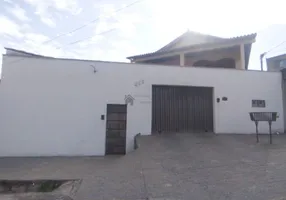 Foto 1 de Casa com 3 Quartos à venda, 200m² em Nossa Senhora do Carmo, Contagem