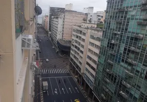 Foto 1 de Kitnet com 1 Quarto para alugar, 25m² em Centro, Niterói