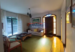 Foto 1 de Casa com 3 Quartos para alugar, 250m² em Jardim Beira Rio, Jacareí