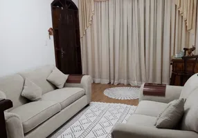 Foto 1 de Casa com 3 Quartos à venda, 150m² em Jardim Gurilândia, Taubaté