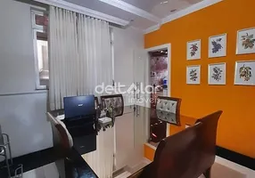 Foto 1 de Apartamento com 3 Quartos à venda, 88m² em Parque Copacabana, Belo Horizonte