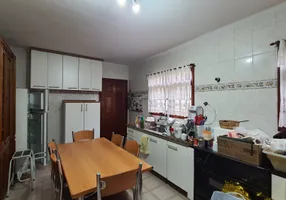Foto 1 de Casa de Condomínio com 3 Quartos à venda, 200m² em Butantã, São Paulo