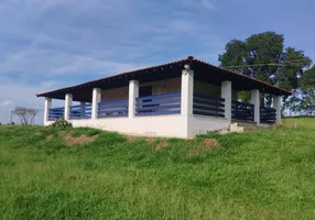 Foto 1 de Fazenda/Sítio com 4 Quartos à venda, 193600m² em Zona Rural, Cássia dos Coqueiros