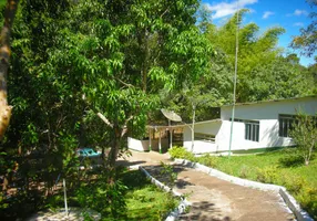 Foto 1 de Fazenda/Sítio com 4 Quartos à venda, 5000m² em Centro, Aragoiânia