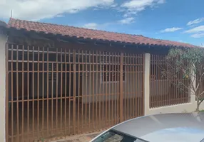 Foto 1 de Casa com 3 Quartos para alugar, 130m² em Jardim Joao Paulo II, São José do Rio Preto