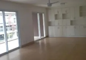Foto 1 de Apartamento com 4 Quartos para alugar, 240m² em Chácara Santo Antônio, São Paulo