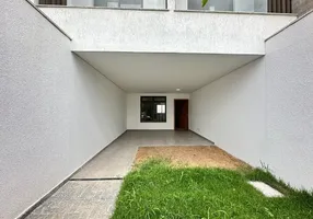 Foto 1 de Casa com 3 Quartos à venda, 138m² em Itapoã, Belo Horizonte