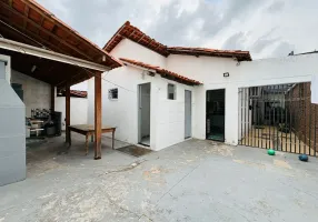 Foto 1 de Casa com 3 Quartos à venda, 180m² em Conjunto Habitacional Turu, São Luís