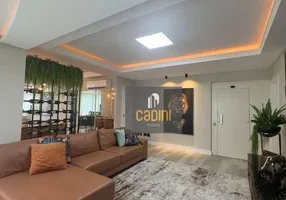 Foto 1 de Apartamento com 3 Quartos à venda, 161m² em Centro, Balneário Camboriú