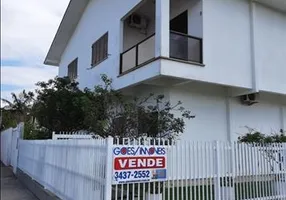 Foto 1 de Casa com 2 Quartos à venda, 173m² em Centro, Capivari de Baixo