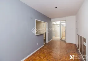 Foto 1 de Apartamento com 1 Quarto à venda, 42m² em Chácara das Pedras, Porto Alegre