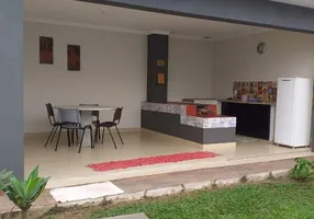 Foto 1 de Casa com 3 Quartos à venda, 287m² em Jardim Residencial Doutor Lessa, Pindamonhangaba