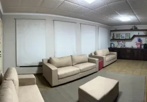 Foto 1 de Casa com 4 Quartos à venda, 250m² em Cidade Líder, São Paulo