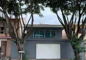 Foto 1 de Sobrado com 3 Quartos para alugar, 280m² em Jardim França, São Paulo