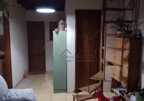 Foto 1 de Sobrado com 2 Quartos à venda, 56m² em Jardim Fiúza, Viamão