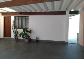 Foto 1 de Casa com 2 Quartos à venda, 197m² em Rio Pequeno, São Paulo