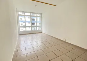 Foto 1 de Apartamento com 1 Quarto para alugar, 40m² em Ponta da Praia, Santos