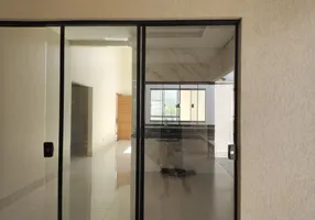 Foto 1 de Casa com 3 Quartos à venda, 135m² em Residencial Maria Lourenca, Goiânia