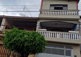 Foto 1 de Sobrado com 3 Quartos à venda, 271m² em Jardim Rosana, Guarulhos