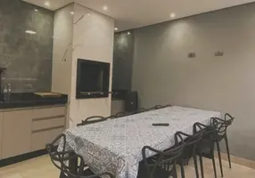 Foto 1 de Casa com 3 Quartos à venda, 130m² em Vila Bastos, Santo André