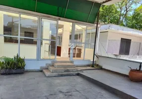 Foto 1 de Casa com 3 Quartos para venda ou aluguel, 231m² em Granja Julieta, São Paulo