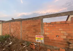 Foto 1 de Lote/Terreno à venda, 200m² em Residencial Triunfo, Goianira