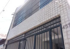 Foto 1 de Casa com 3 Quartos para alugar, 100m² em Benfica, Fortaleza