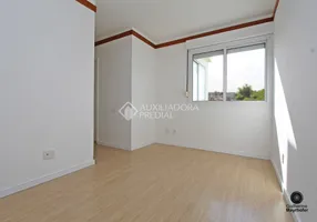 Foto 1 de Apartamento com 2 Quartos à venda, 48m² em Farrapos, Porto Alegre