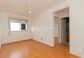 Foto 1 de Apartamento com 1 Quarto para alugar, 43m² em Cristal, Porto Alegre