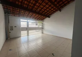 Foto 1 de Casa com 2 Quartos para alugar, 180m² em Vila Lavínia, Mogi das Cruzes