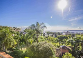 Foto 1 de Casa de Condomínio com 4 Quartos à venda, 382m² em Santa Tereza, Porto Alegre